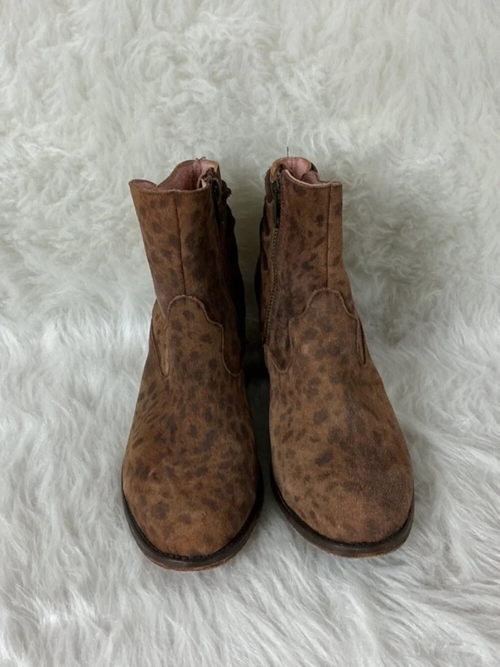 Miss Macie Well I'll Be Brown Leopard Suede Lace Up Back Ankle Boots Western 9B